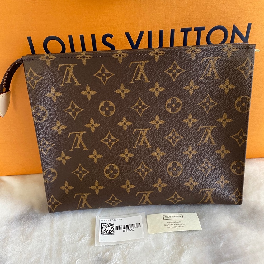 Authentic Louis Vuitton Toiletry Pouch 26